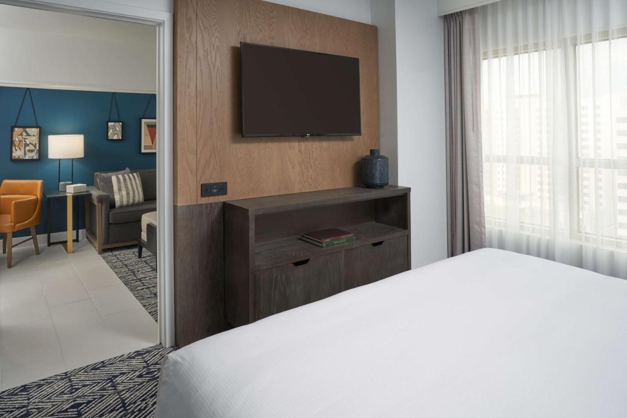 The Chifley Houston, Tapestry Collection By Hilton Hotel Bagian luar foto