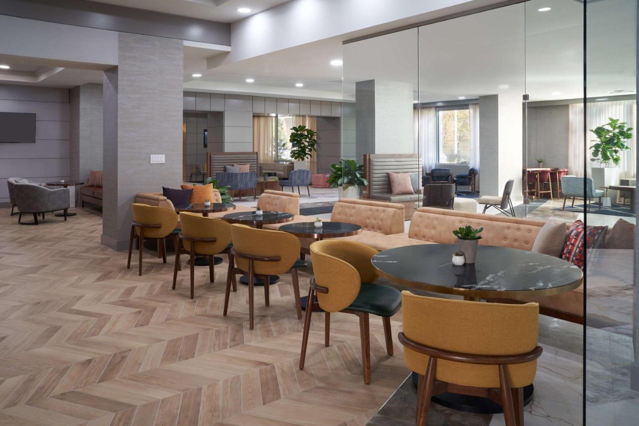 The Chifley Houston, Tapestry Collection By Hilton Hotel Bagian luar foto
