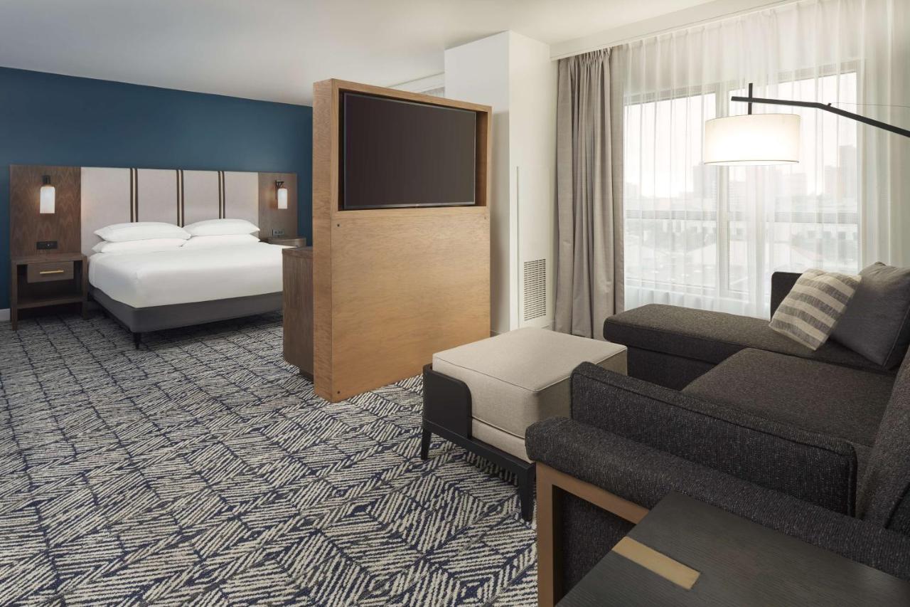 The Chifley Houston, Tapestry Collection By Hilton Hotel Bagian luar foto
