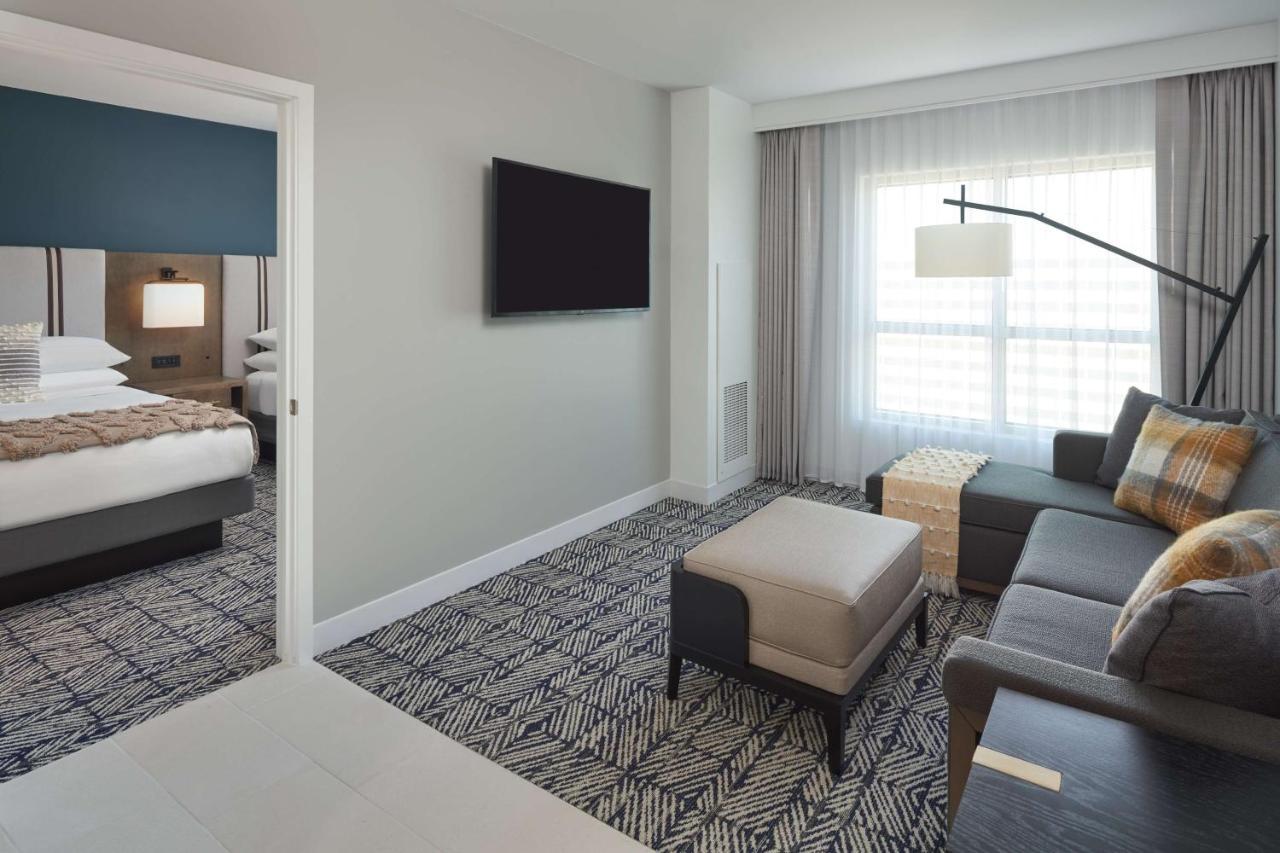 The Chifley Houston, Tapestry Collection By Hilton Hotel Bagian luar foto